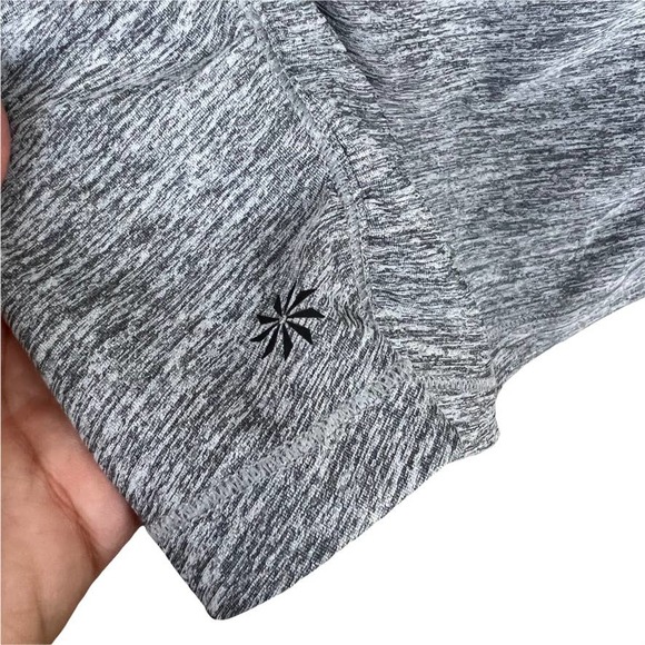 Athleta 1/4 Zip Long Sleeve Running Top in gray Size Small - Picture 6 of 10